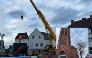 Collage von Bildern vom Aufbau des Nikolausmarktes in Haltern.