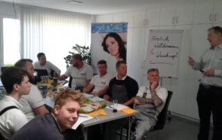 Das Techniker-Team der Berse GmbH bei der hausinternen Weishaupt-Schulung.